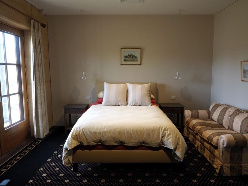 Virgina Room - Luxury Accommodation in Ballarat
